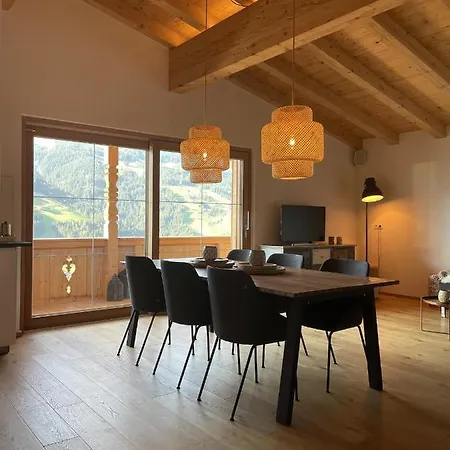 Alpenloft Mit Bergblick