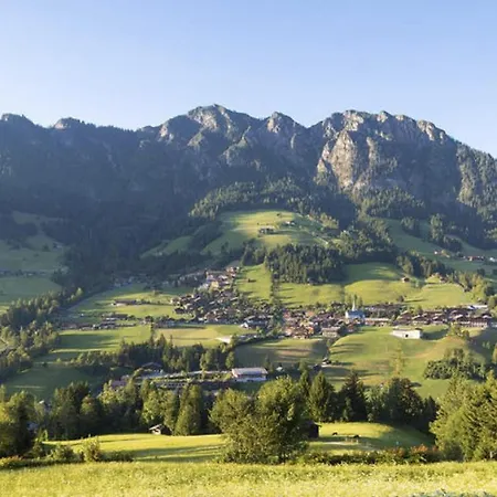 Alpenloft Mit Bergblick * ألباخ